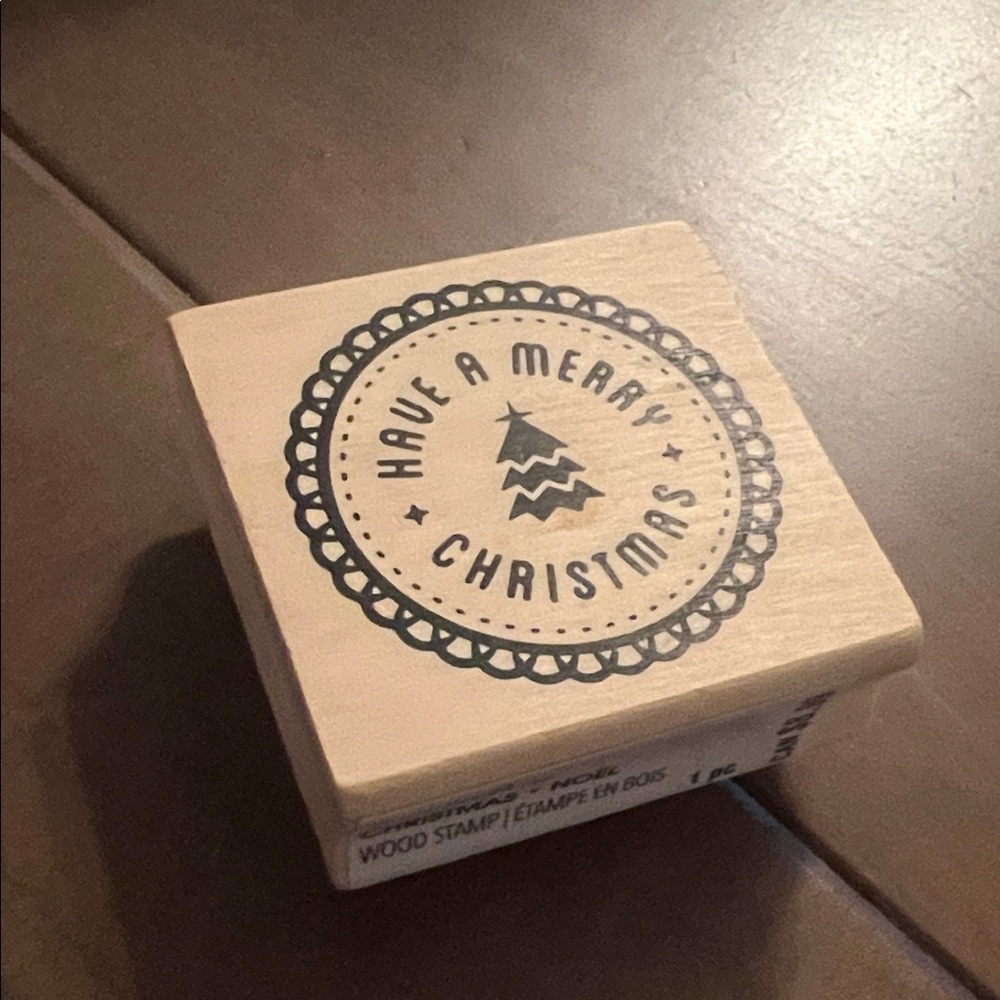 🎅🏼NEW Merry Christmas Wood Stamp - Black and Tan